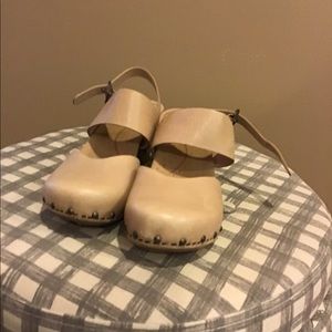 Dansko Mary Jane Sandler’s